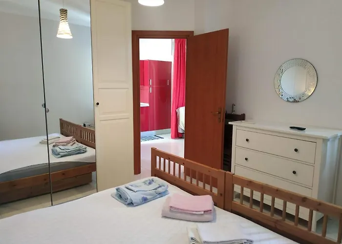 Finestrelle Pied A Terre A 公寓 *